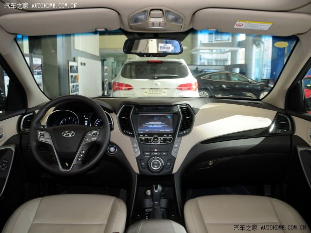 现代现代(进口)全新胜达(进口)2013款 3.0L 四驱舒适导航版 7座 欧V