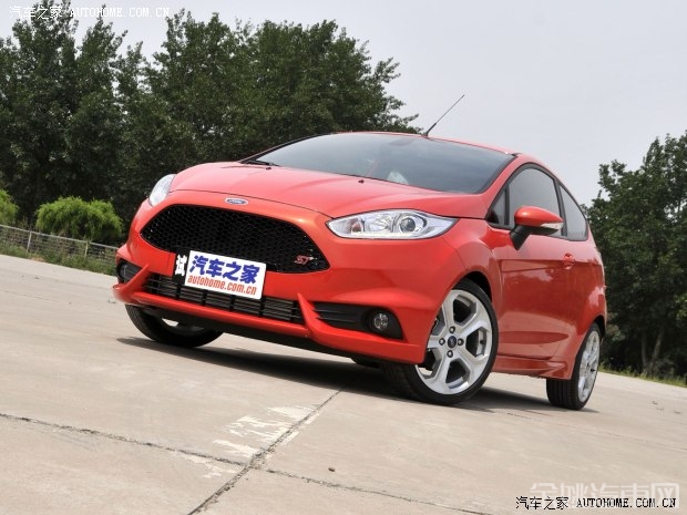 福特福特(进口)嘉年华(进口)2013款 三门两厢版 ST