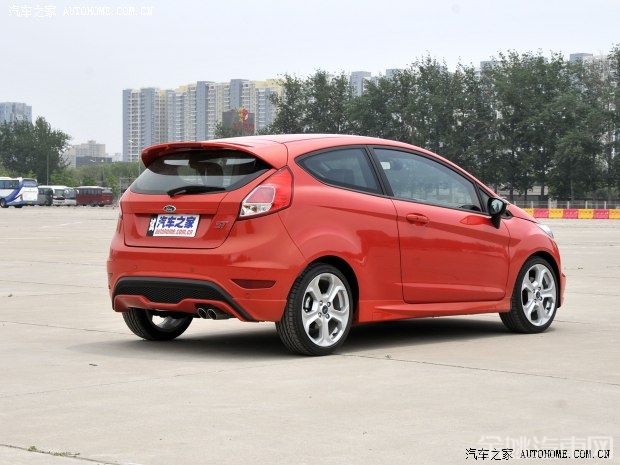 福特福特(进口)嘉年华(进口)2013款 三门两厢版 ST