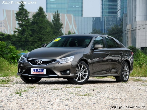 丰田一汽丰田锐志2013款 2.5V 高配型 丰田一汽丰田锐志2013款 2.5V 高配型