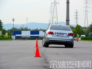 北京奔驰 奔驰E级 2015款 E 260 L