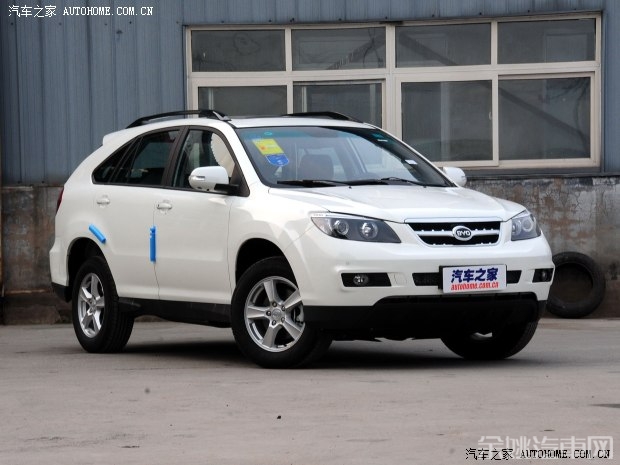 比亚迪 比亚迪S6 2014款 2.4L 自动尊贵型 比亚迪 比亚迪S6 2014款 2.4L 自动尊贵型