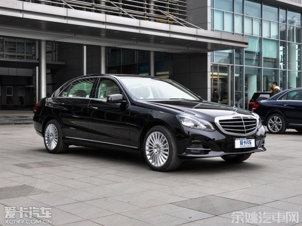 北京奔驰2015款奔驰E级