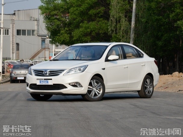 长安乘用车2015款逸动